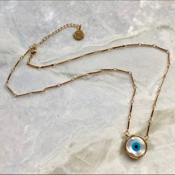 Evil Eye Shell Pendant Necklace - Picture 4 of 11